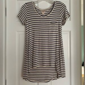 Target Mossimo Supply Co. V-Neck Tunic T-Shirt